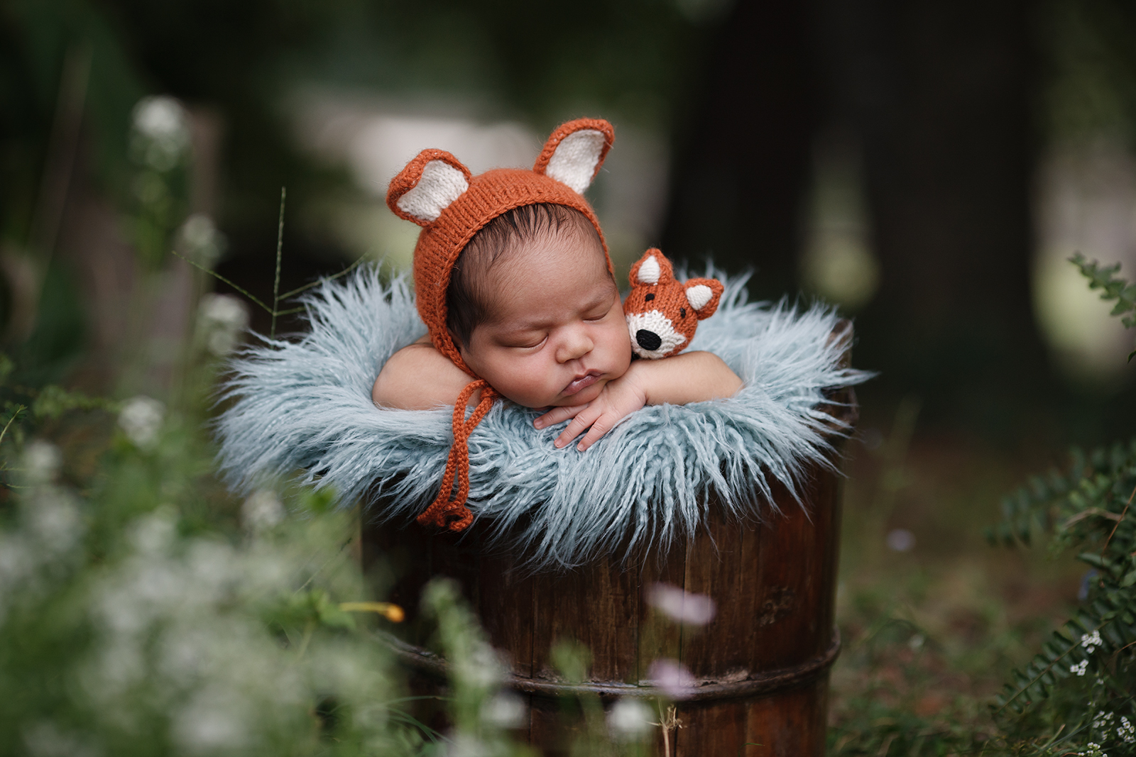newborn baby fox hat is so cute 