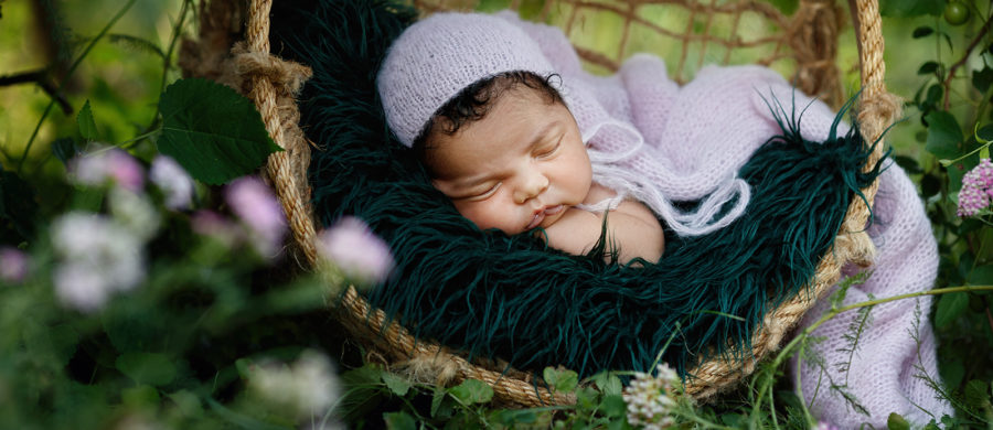 best Raleigh newborn photographer